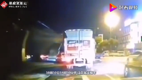 貨車超載，<em>無錫</em><em>高架橋</em>坍塌
