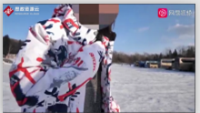 雪鄉導游變相讓游客花錢租羽絨服游玩