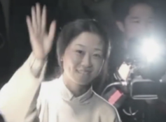 服裝設(shè)計(jì)師馬可將<em>中國</em>手工藝帶到國際舞臺(tái)，成為首位登上巴黎高定<em>時(shí)裝周</em>的<em>中國</em>設(shè)計(jì)師