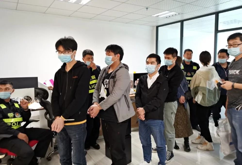 9名程序員被抓，只因開發了<em>賭博</em>APP