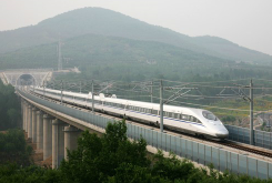 <em>中國</em>最繁忙的<em>鐵路</em>干線之一：<em>京滬</em><em>鐵路</em>