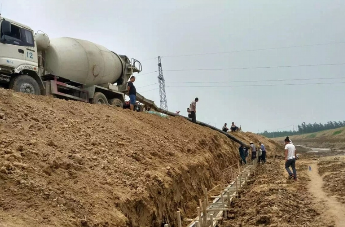 <em>路基</em>常用的<em>地下排水</em>設施—滲溝