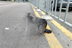 瀝青路面形成擁包<em>該</em><em>怎么</em>處理呢？