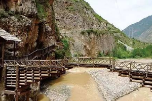 懸臂梁<em>橋</em>—仿制<em>的</em>鄧鄧<em>橋</em>