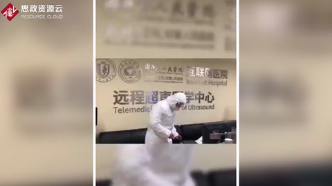 通過高速、穩(wěn)定、低時(shí)延的<em>5G</em>技術(shù)，協(xié)助醫(yī)生<em>遠(yuǎn)程</em>會診60公里外的肺炎疑似患者