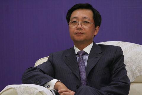 中國遠洋海運集團有限公司董事長許立榮 <em>打造</em>綜合性物流<em>供應鏈</em>服務集團