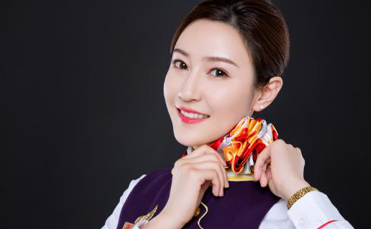首都航空乘務(wù)長(zhǎng)陸<em>榕</em>燁：旅客至上 一路同行