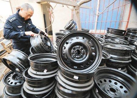 涉案金額高達230<em>多</em>萬！<em>一家</em><em>三口</em>制售假冒汽車配件被判刑