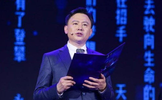 徐留平—高舉一汽“紅旗”<em>在</em>汽車行業屹立不倒