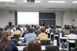 思想政治教育：“法學概論”<em>課程</em><em>思</em>政教學<em>案例</em>