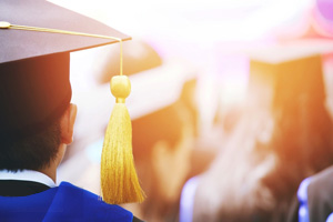 通識課：大學體育《老鳳還巢，新燕接力——祖孫兩代的中國夢》課程思政案例