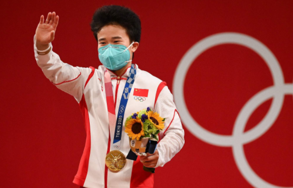 <em>運動</em><em>訓練</em><em>專業(yè)</em>：《羽毛球?qū)嵱?lt;em>課程</em>：東京奧運會舉重奪冠》<em>課程</em><em>思</em><em>政</em><em>案例</em>
