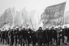<em>授課</em>用圖—<em>艱苦奮斗</em>2