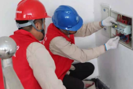 小小漏電<em>保護(hù)器</em> 為民辦事大情懷