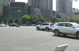 交警北京路女子崗?fù)?lt;em>獲</em>“全國巾幗文明崗”稱號