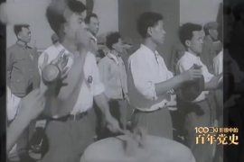 1968年：<em>南京</em><em>長江大橋</em>通車